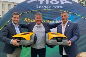 Stiga-Team präsentiert auf den Strategie-Tagen 2025 die neuen autonomen Mähroboter mit Vista-Technologie