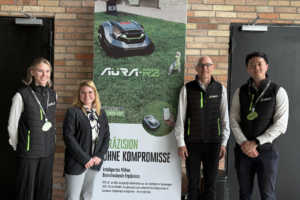 EGO Power+ präsentiert den neuen Mähroboter Aura R2 gemeinsam mit internationalen Unternehmensvertretern